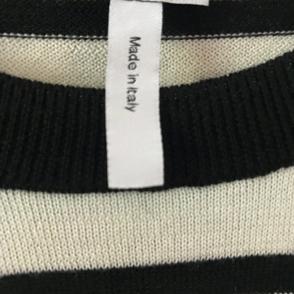 Sweater - Picture 3 of 4